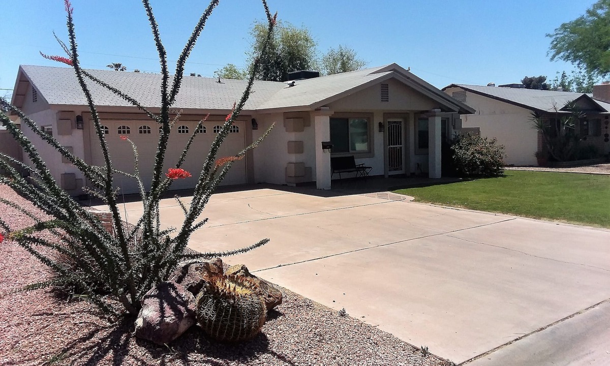 Mitchell Park West House | The Casita - Modern 3-bdrm, 2-bath, Walk to Asu, No Added Fees