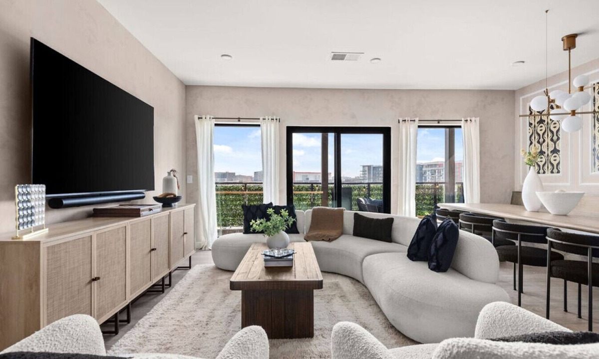 Sobro Apartment | The Grand Social: Designer Condo close to Gulch w/pool