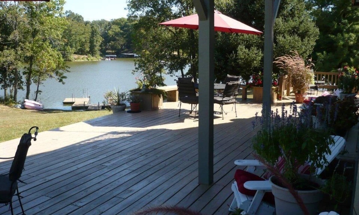 Scotland Cottage | THE GREAT LAKE ESCAPE, AMAZING SPRING FISHING & TOP NOTCH GOLF COURSES!