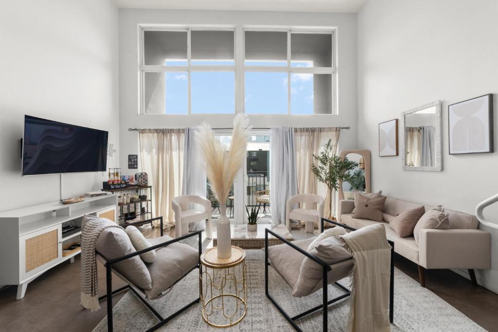 Little Italy Apartment | The Italian Retreat, Little Italy