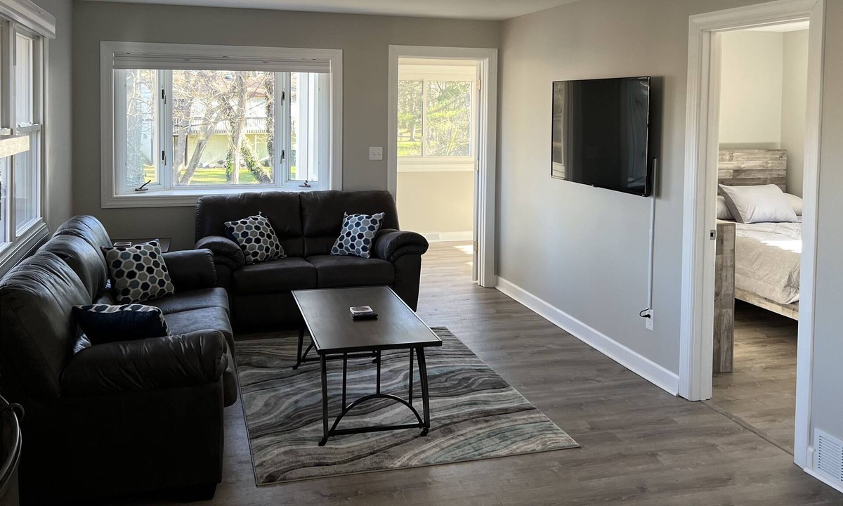 Stow House | The Lakeside Cottage in Stow!