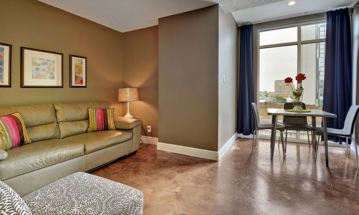 Downtown Austin Apartment | The Littlefields by Lodgewell | Downtown Loft | C6