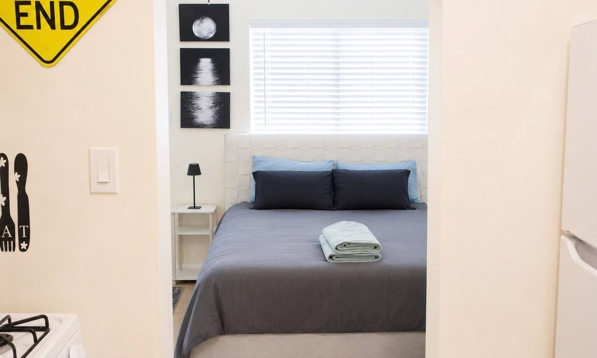 Glendale Apartment | The Lunar Loft Stay in Glendale