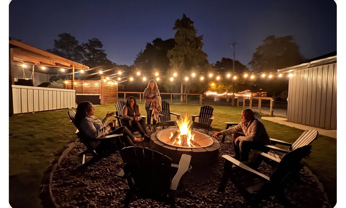 Cayce House | The Marigold- USC+Hot Tub+Fire Pit+Game Room+Grill+Near Downtown