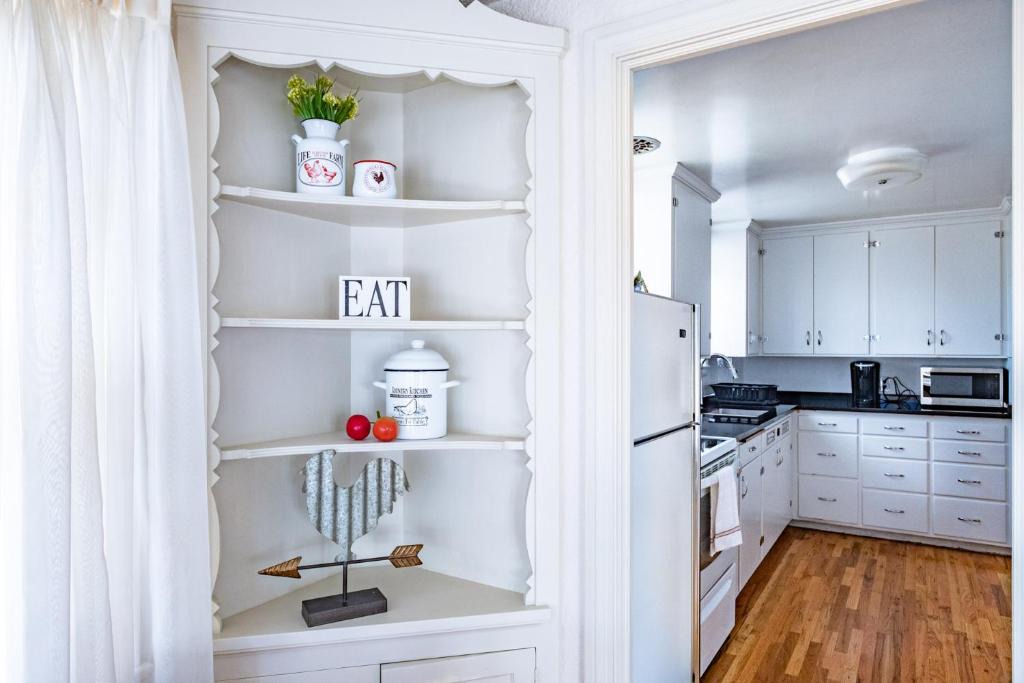 Sheridan Apartment | The Nelson Inn