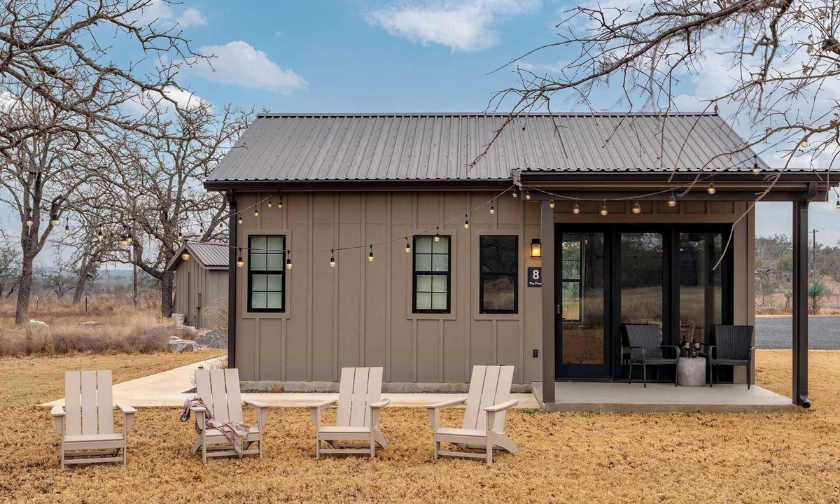 Stonewall Cabin | The Pearl Casita at Featherstone Winery