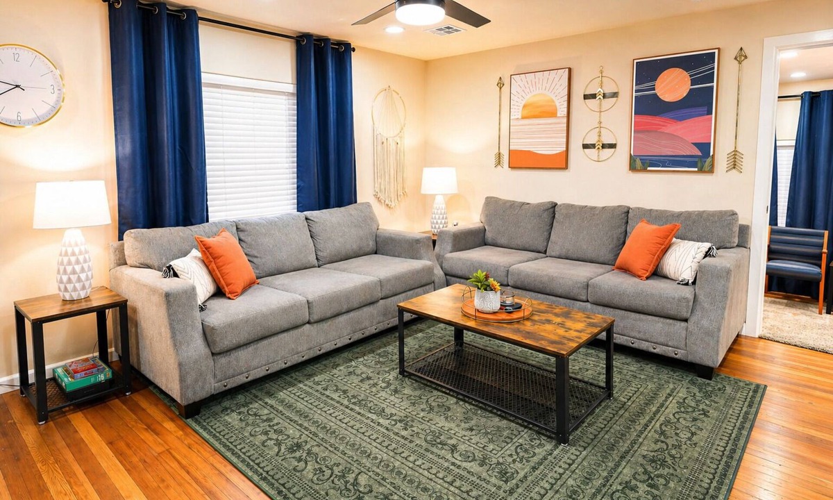 Chickasha House | The Pinewood House | Near USAO + Close to Downtown