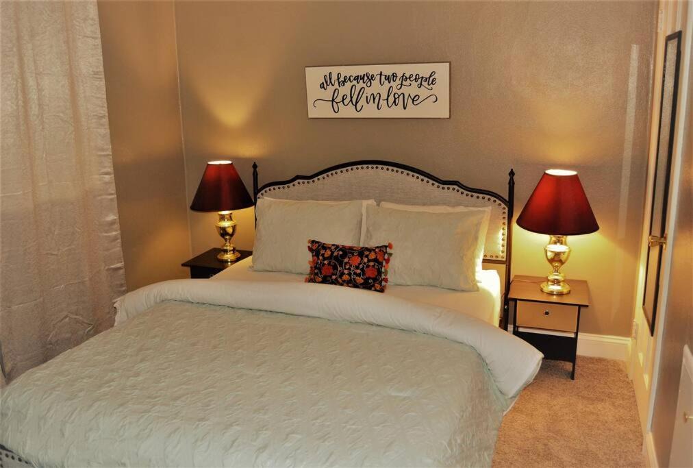 Grand Forks Apartment | The Red 6
