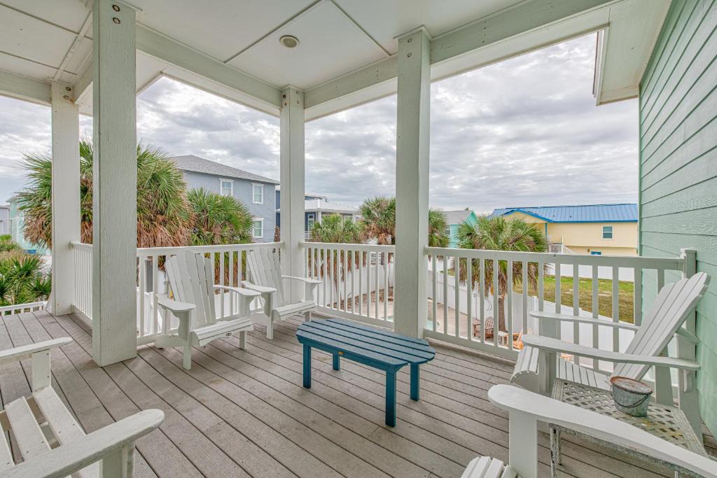 Safe Harbor House | The Tipsy Turtle MCR682
