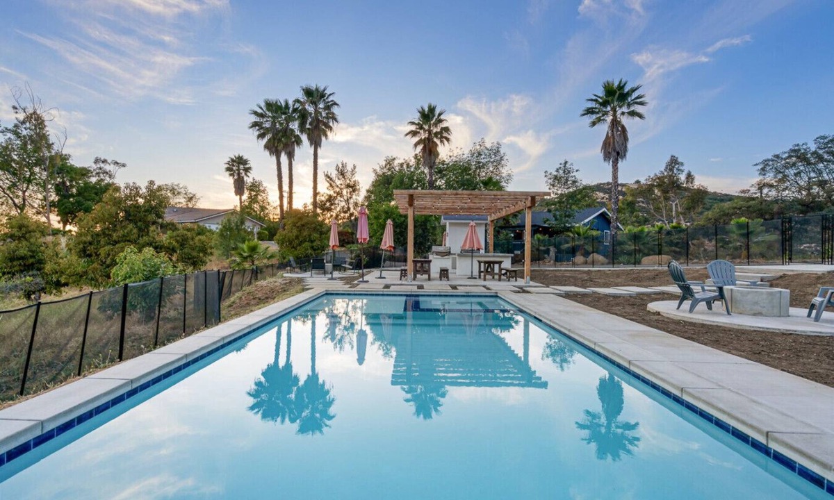 Valley Center House | The Top House. The best views, period.