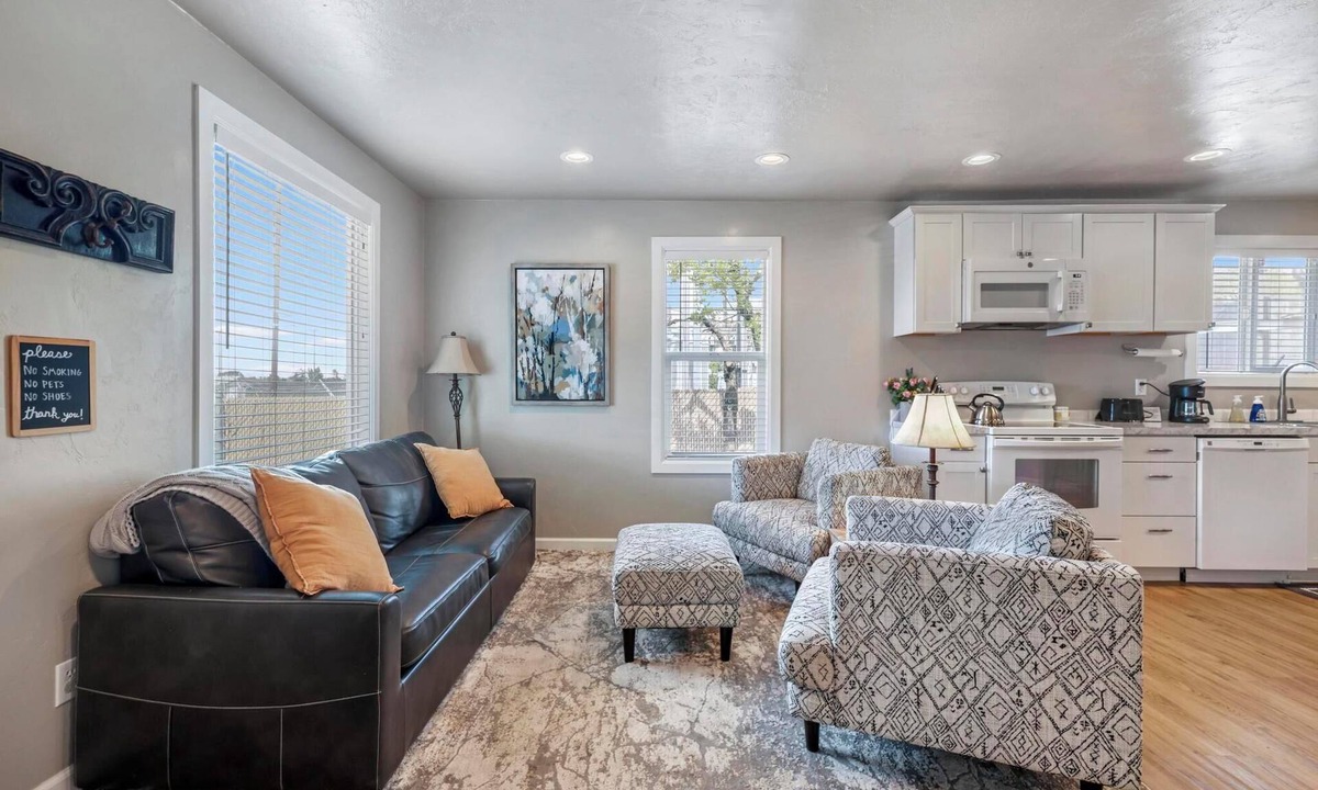 Buhl House | The West End Cottage