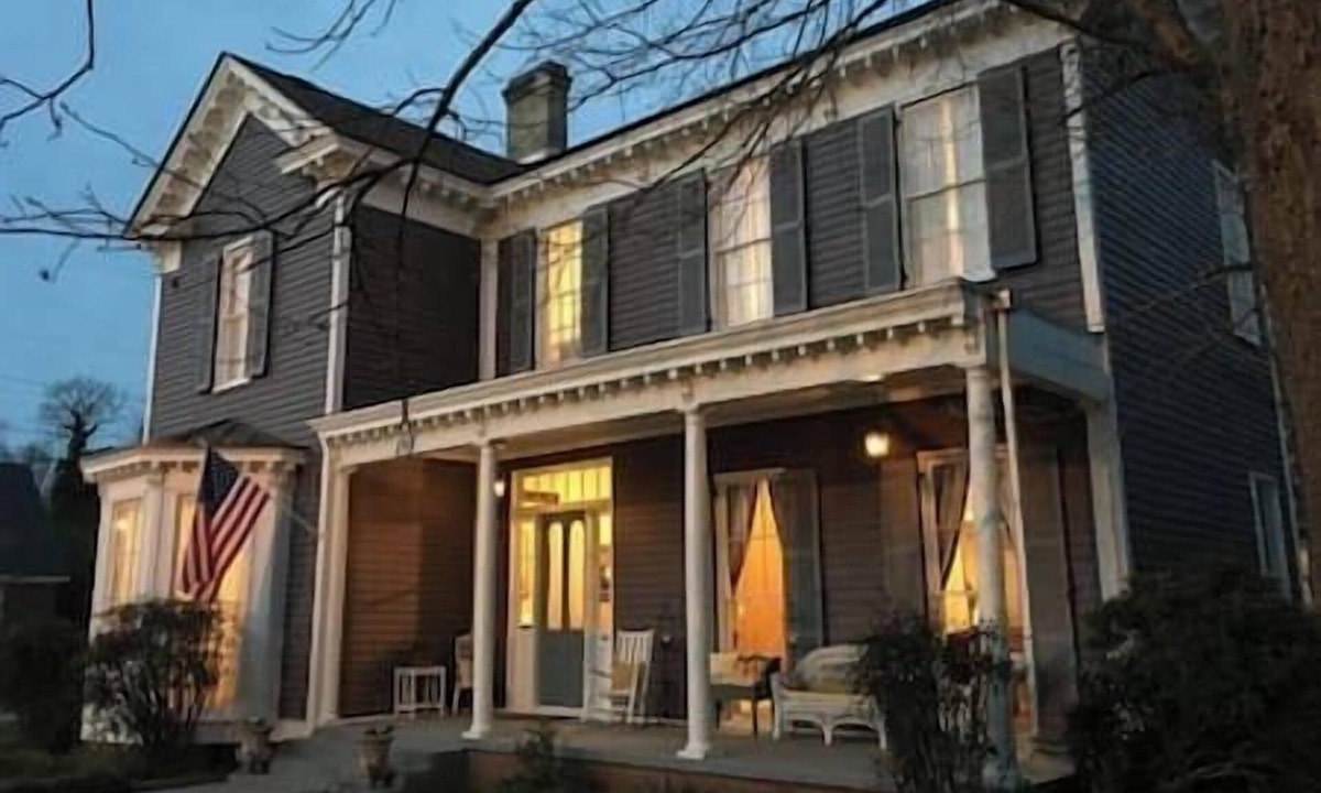 Holly Springs House | The Wynne House Inn - Entire Residence