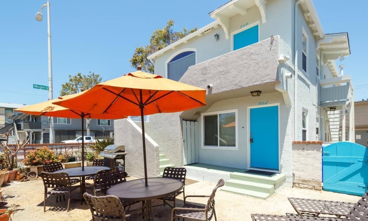 Mission Beach Condo | Top Floor Breezy Beach Duplex - Beach Life