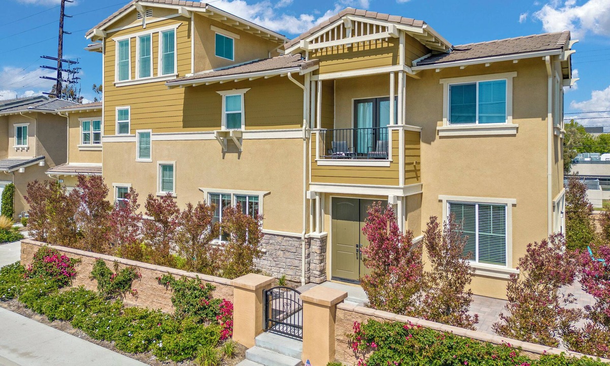 Harbor Gateway South House | Torrance Downtown Spacious 5Bed 4bath House Free Parking WiFi Harbor UCLA SpaceX