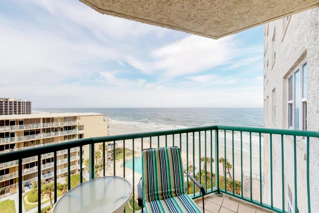 Daytona Beach Apartment | Towers Grande Views