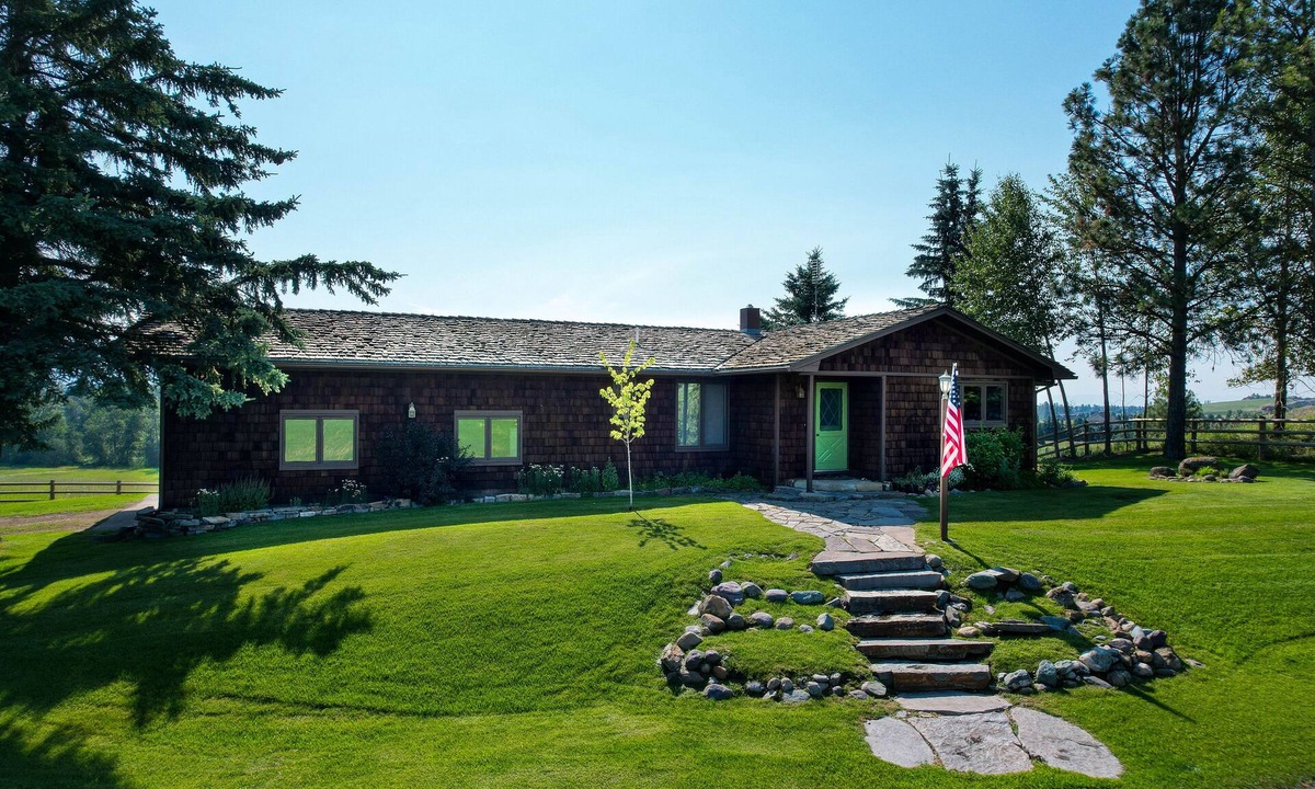 Kalispell House | Tranquil Acres welcomes you!