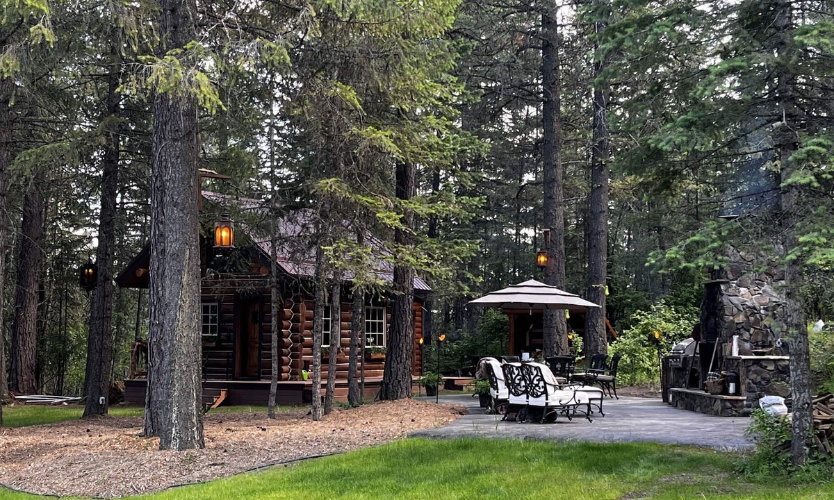 Bonner County Cabin | Trappers Cabin, Tiny home, Romantic get away