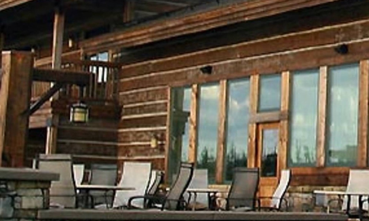 Last Chance Cabin | TroutHunter