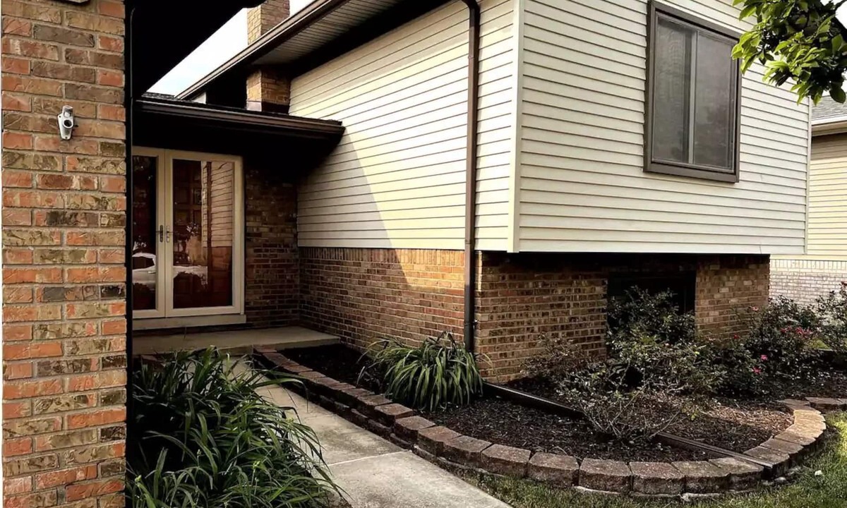 Troy House | Troy Retreat: Cozy with Modern Amenities