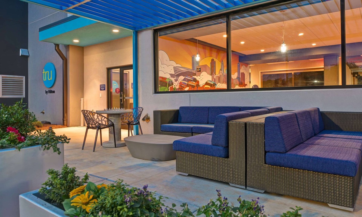 Mount Mourne Hotel | Tru by Hilton Mooresville