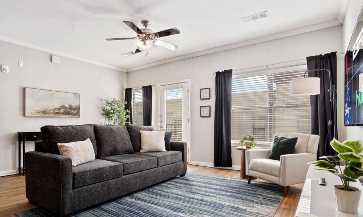 West Campus Apartment | TSC #314 xxxxxxxxxxx