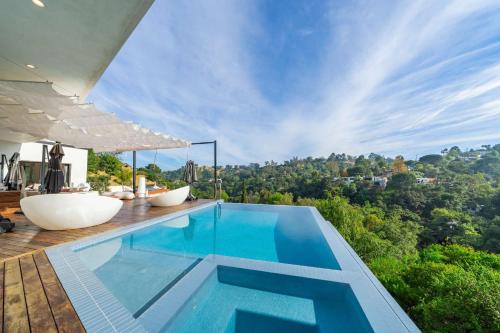 Hollywood Hills West House | Ultra Luxury Hillside Villa with Infinity Pool Views