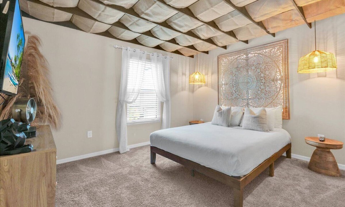 West Haven Villa | Unique, 7 bed Luxury Disney Escape, Theater & Heated Pool