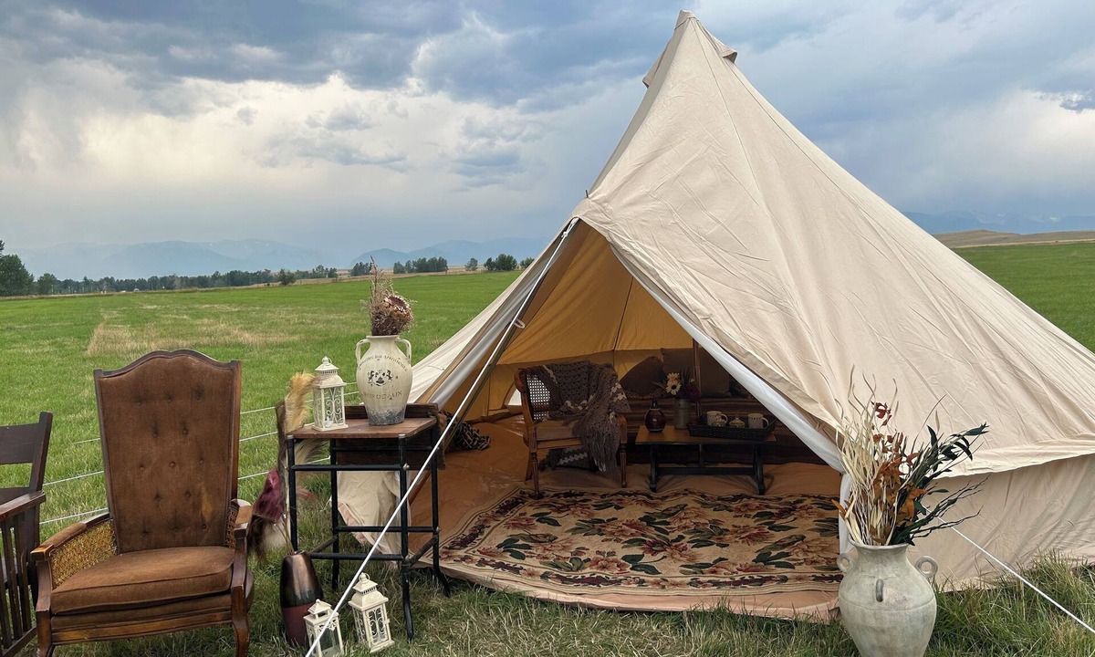 Absarokee Cabin | Unique Montana Glamping Experience