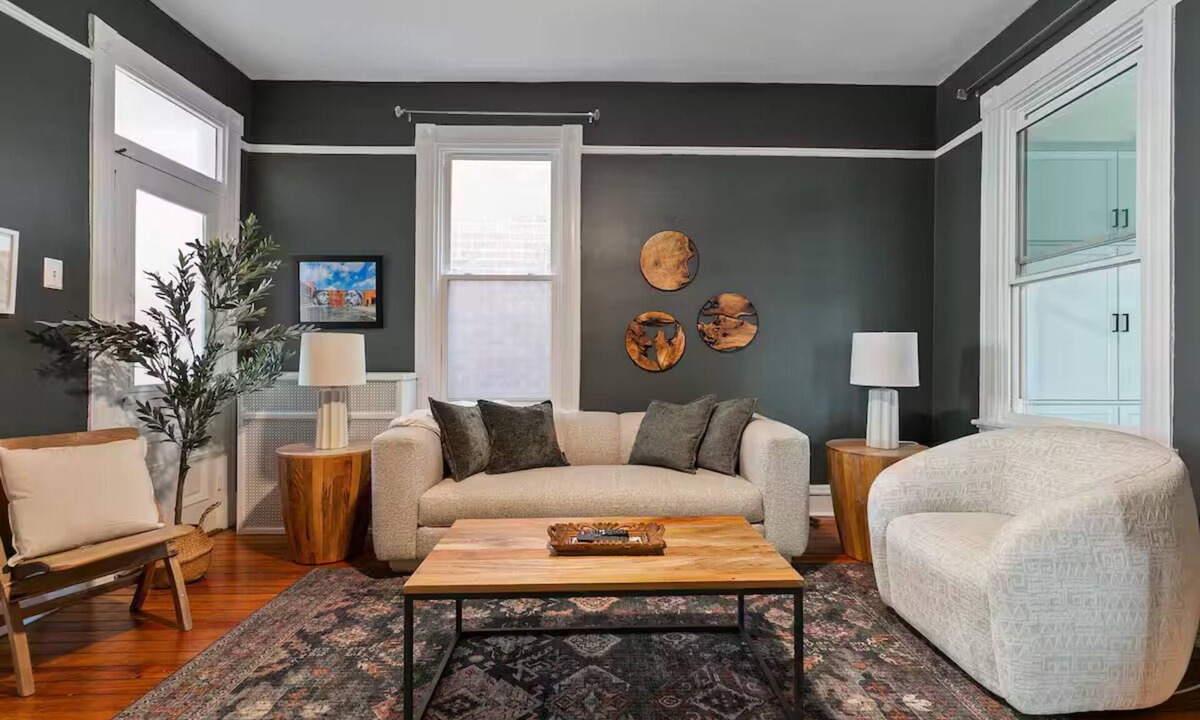 Museum District House | Updated Historic Home Walk to Carytown & VMFA