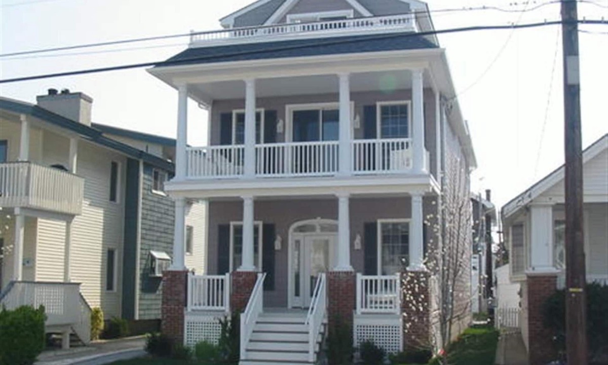 North End Condo | Upscale 1st fl condo located in OC steps away from the beach and boardwalk.