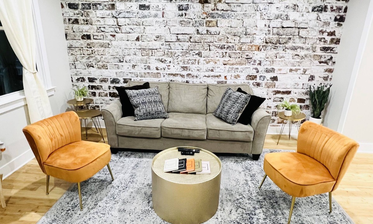 Kingman Park House | Upscale Central 4BDR Home @ Popular H Street Corridor+ Parking Free Cancellation