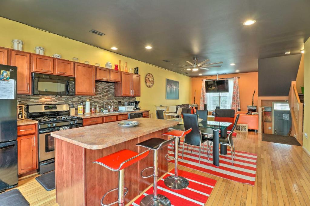 Detroit House | Urban Escape w/Patio - 2 Mi to Downtown Detroit!