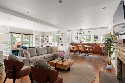 Venice Villa | Venice Haven Backyard 4BR Central location, near beach