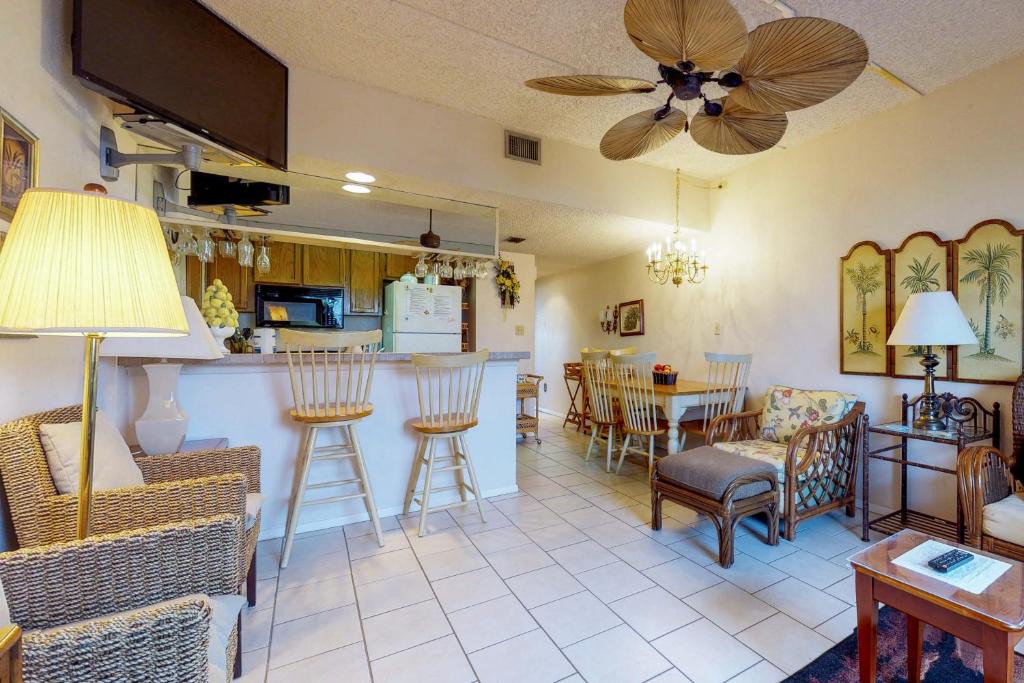 South Padre Island Hotel | Ventura Condominiums #208