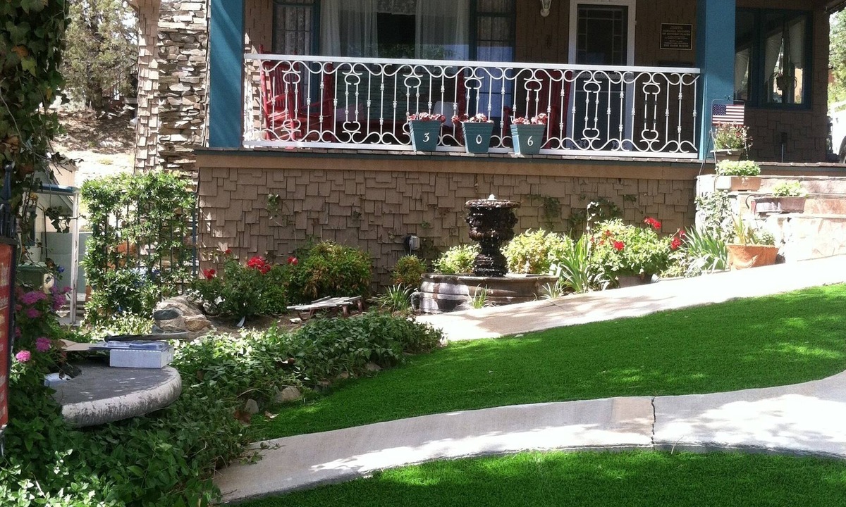 Nob Hill House | Victorian House Downtown; can include guest house- just ask!
