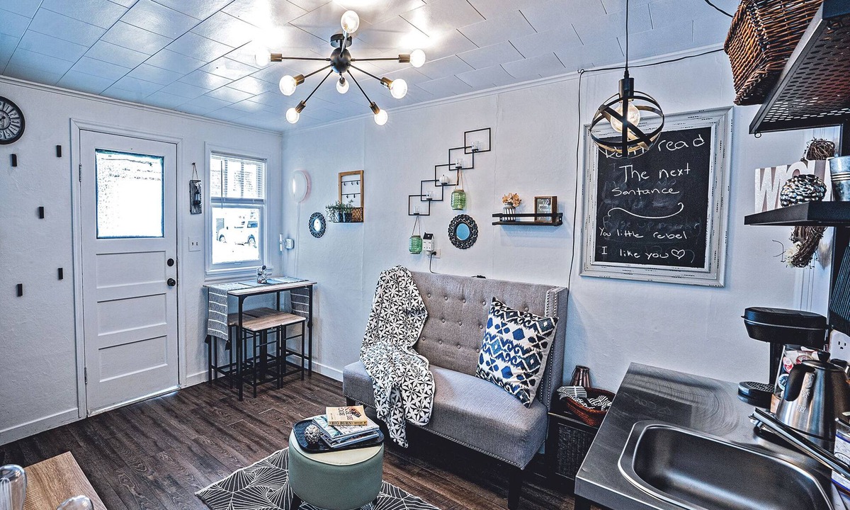 Mullan Apartment | Vintage Motel Riverside Apt. #7