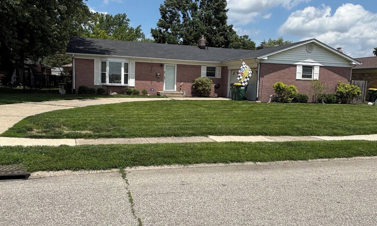 Speedway House | VRBO in the heart of Speedway.