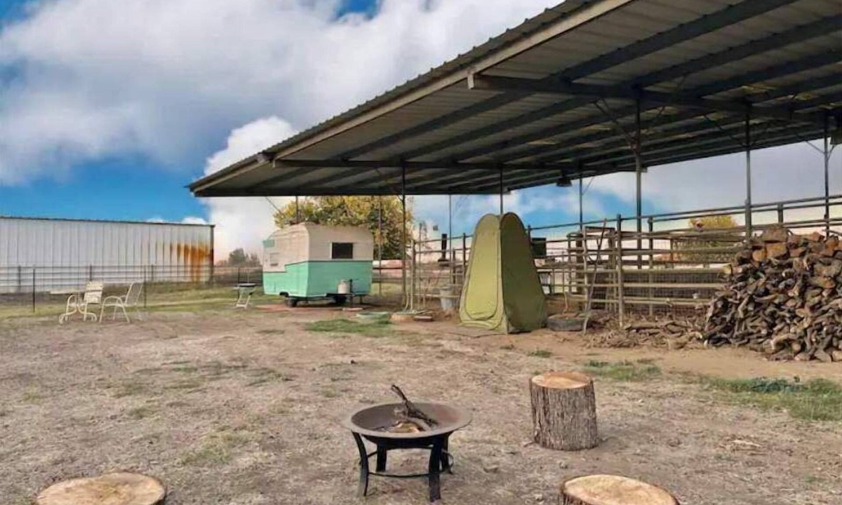 Sanger House | Wagon Wheel Ranch Cowboy Camper.