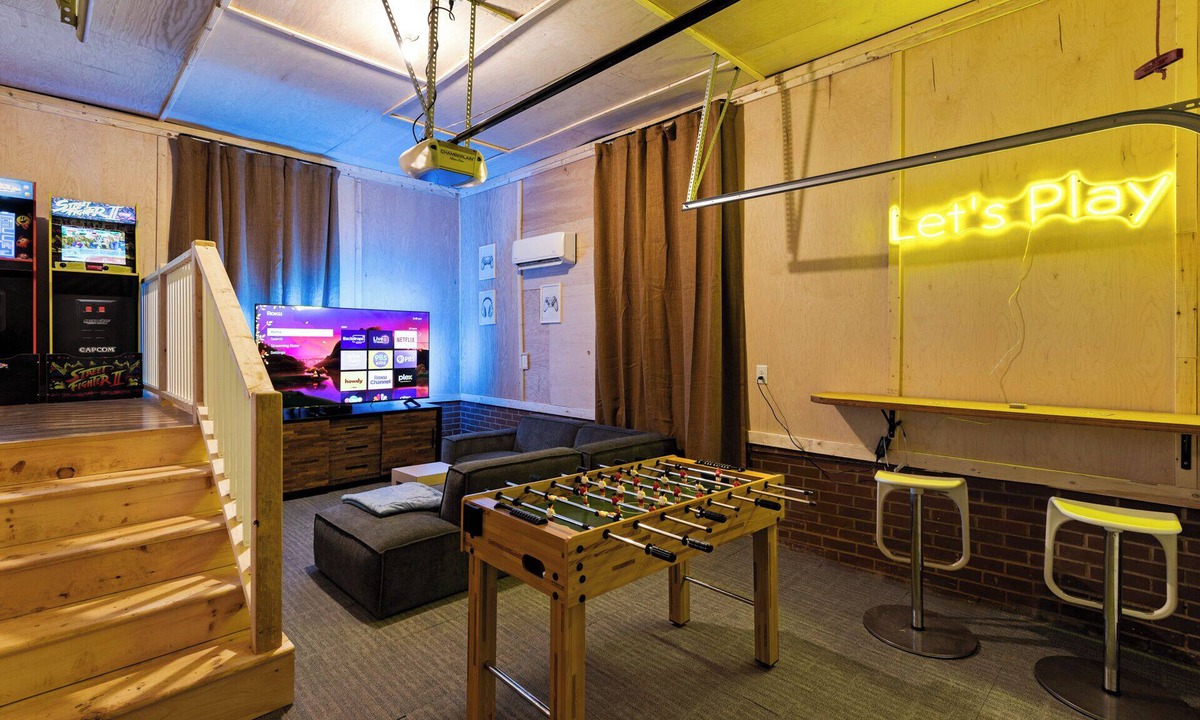 Graham House | Walk to town center, game room, hot tub, large backyard