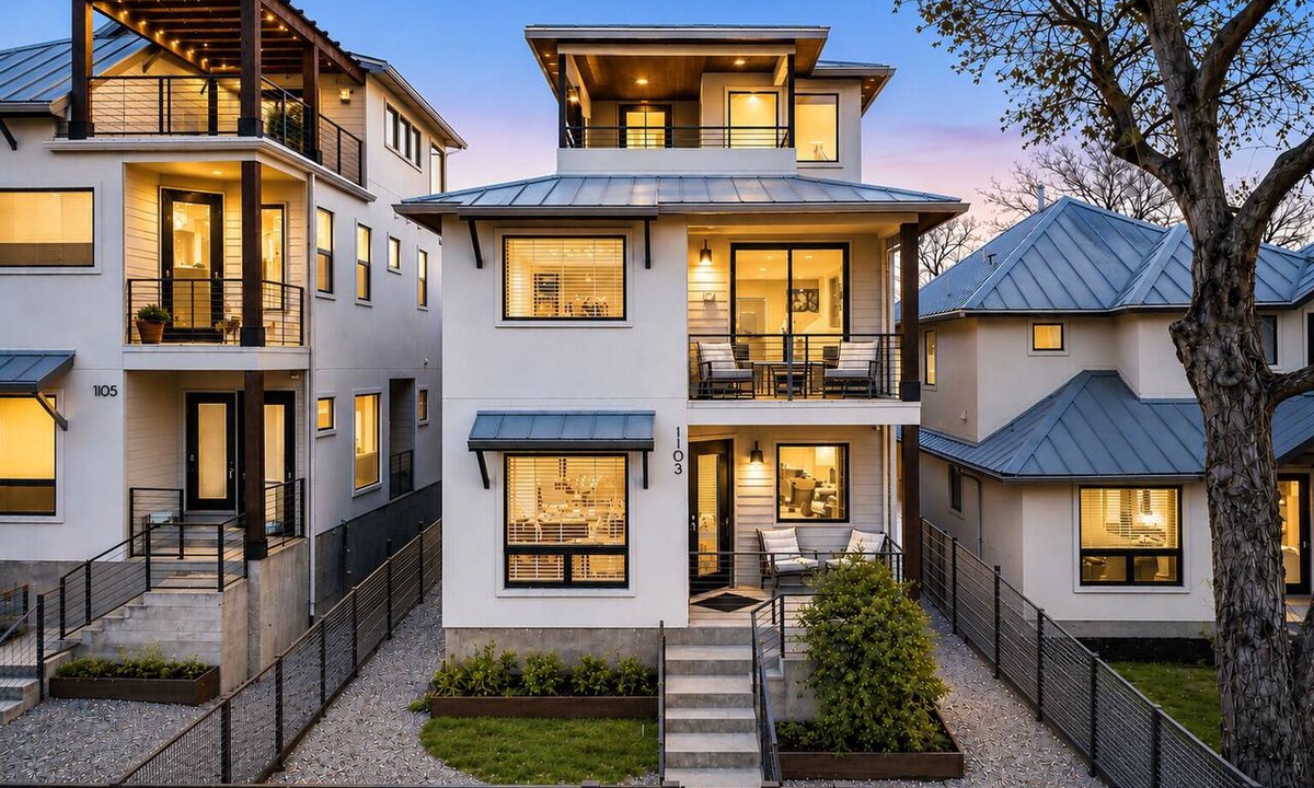 Swede Hill House | Walkable | Football HQ | Rooftop | Sleeps 14