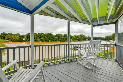 Sherrills Ford House | Waterfront Lake Norman Cabin w/Screened Porch!
