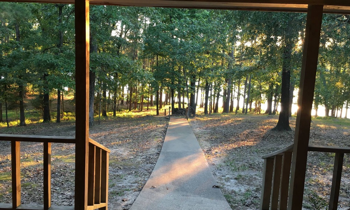 Holly Lake Ranch House | Waterfront Vacation Home, Golf-Fish-Swim, Sleeps 12 in Wooded Resort