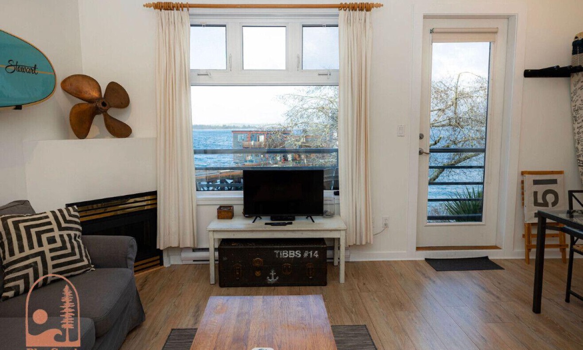 Tofino Apartment | Wave Haven Waterfront Condo