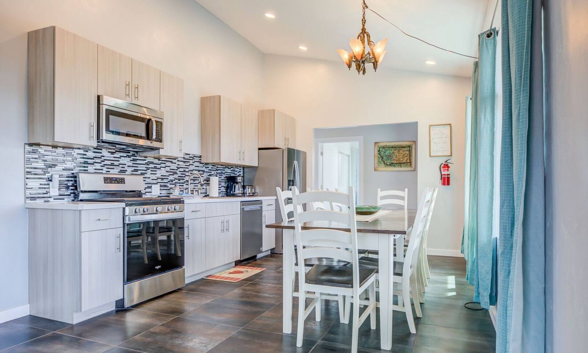 West Yellowstone House | West Yellowstone | Walk to Shops & Dining | Private Balcony Castle Z