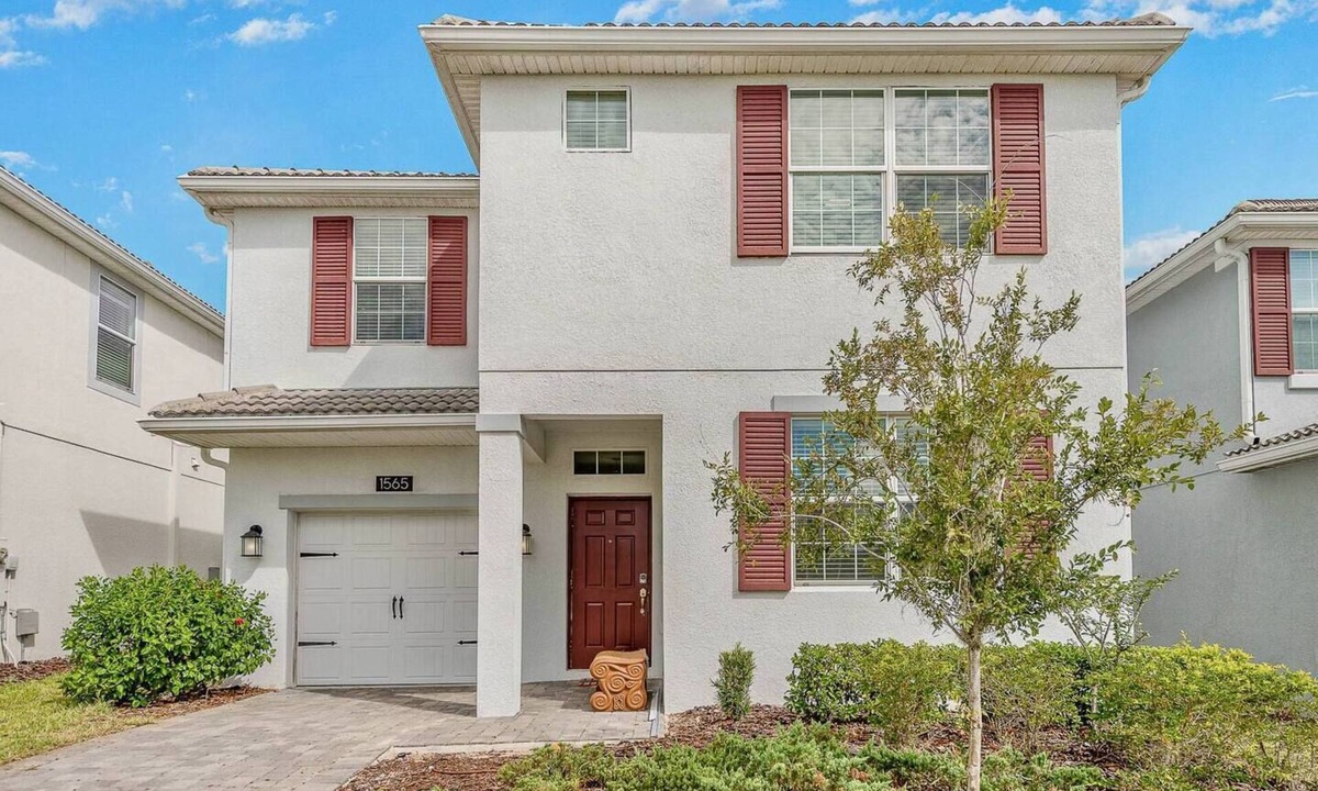 Davenport Villa | Willy Wonka's Villa Within Minutes of Disney