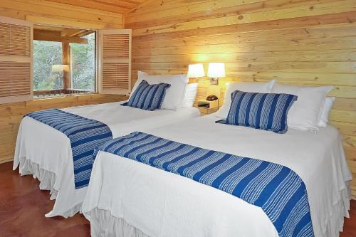 Wimberley Apartment | Wimberley Log Cabins Resort and Suites- Unit 5