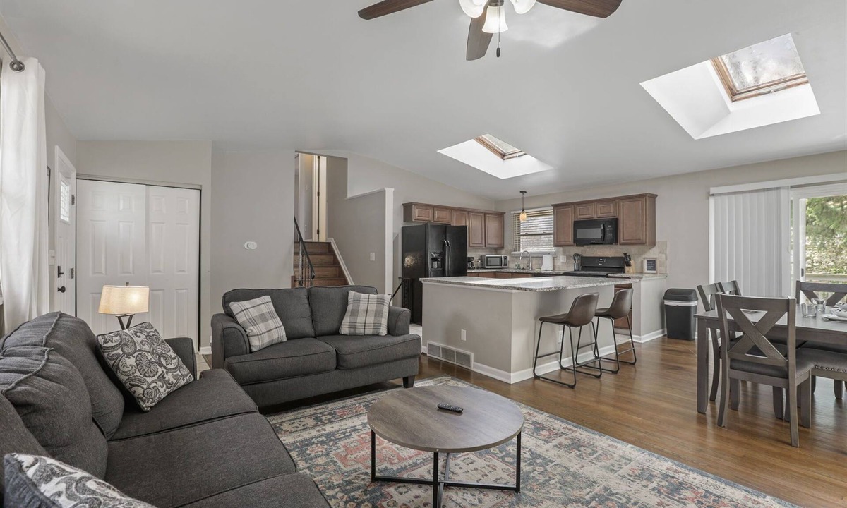 Columbus House | Woodward Park Charmer - 2 Ba 5 Bed - Fenced yard
