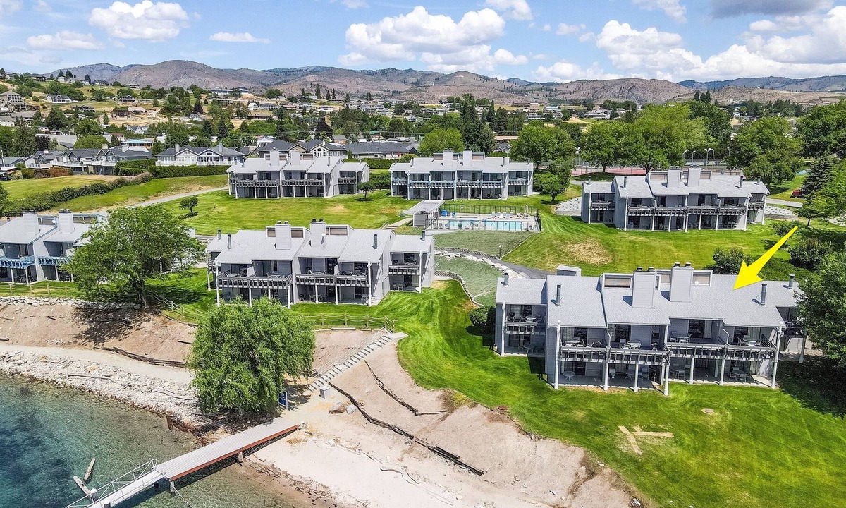 Wapato Point Condo | Yacinde B5 Waterfront Condo with Loft, Sleeps 4