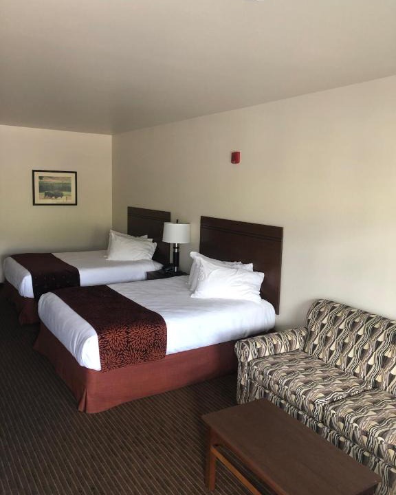 Gardiner Hotel | Yellowstone Big Rock Inn