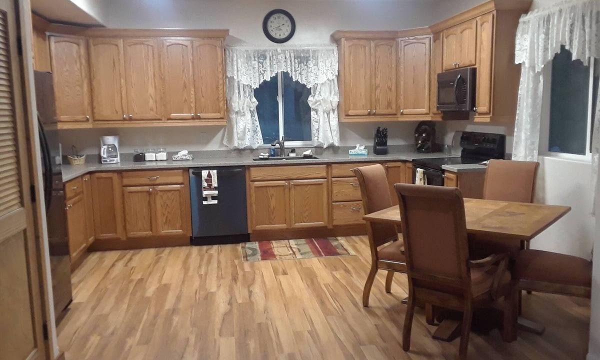 Kalispell Apartment | Your Home Away From Home in a country setting while still being close to town.